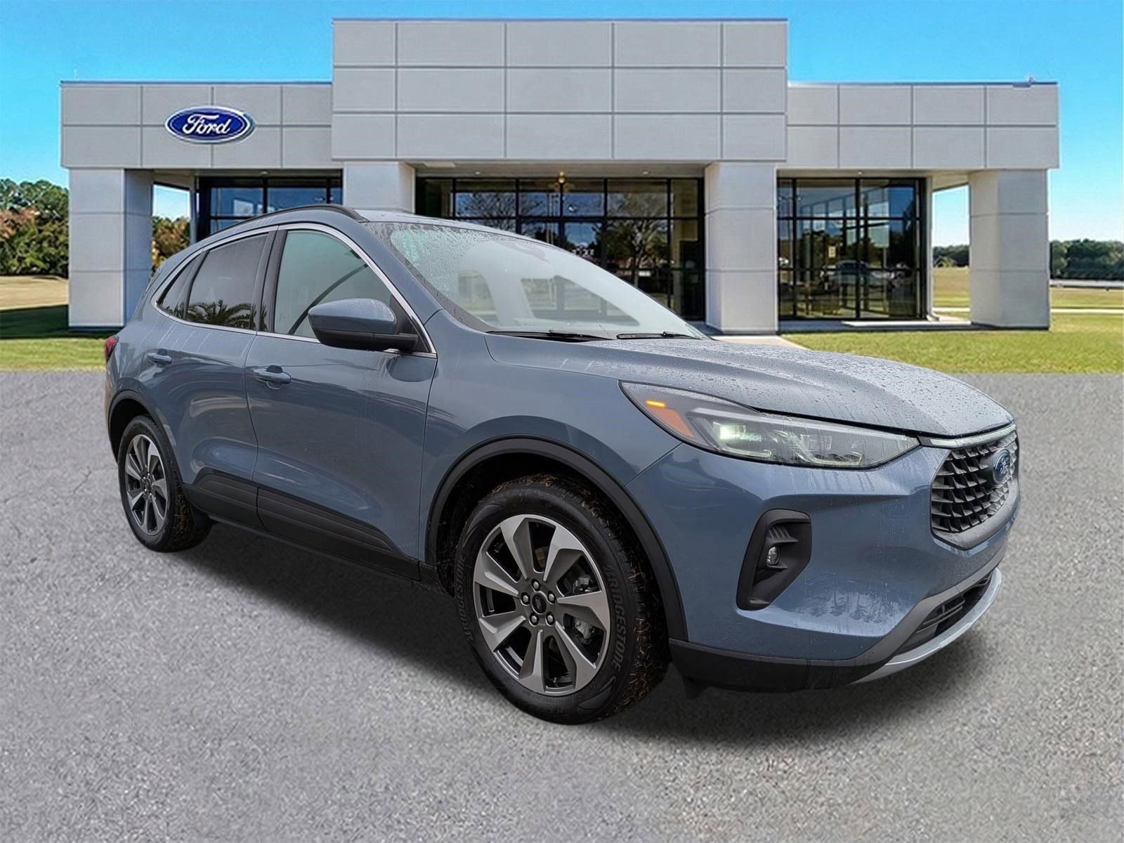 Certified 2025 Ford Escape Platinum image 8