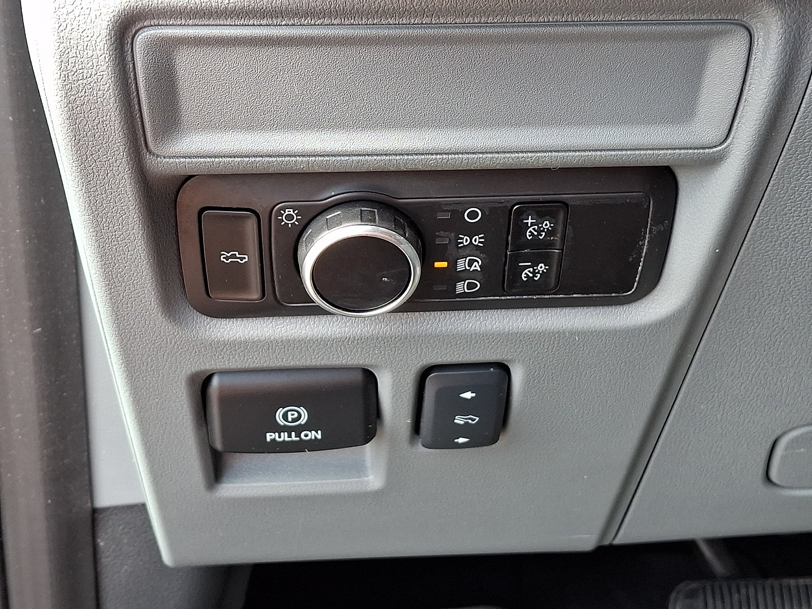 Certified 2025 Ford F150 Lightning Flash AWD/4WD image 27