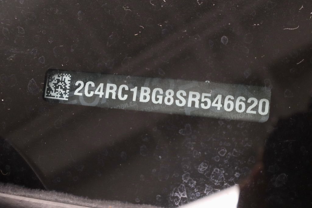 Used 2025 Chrysler Pacifica Select FWD image 33