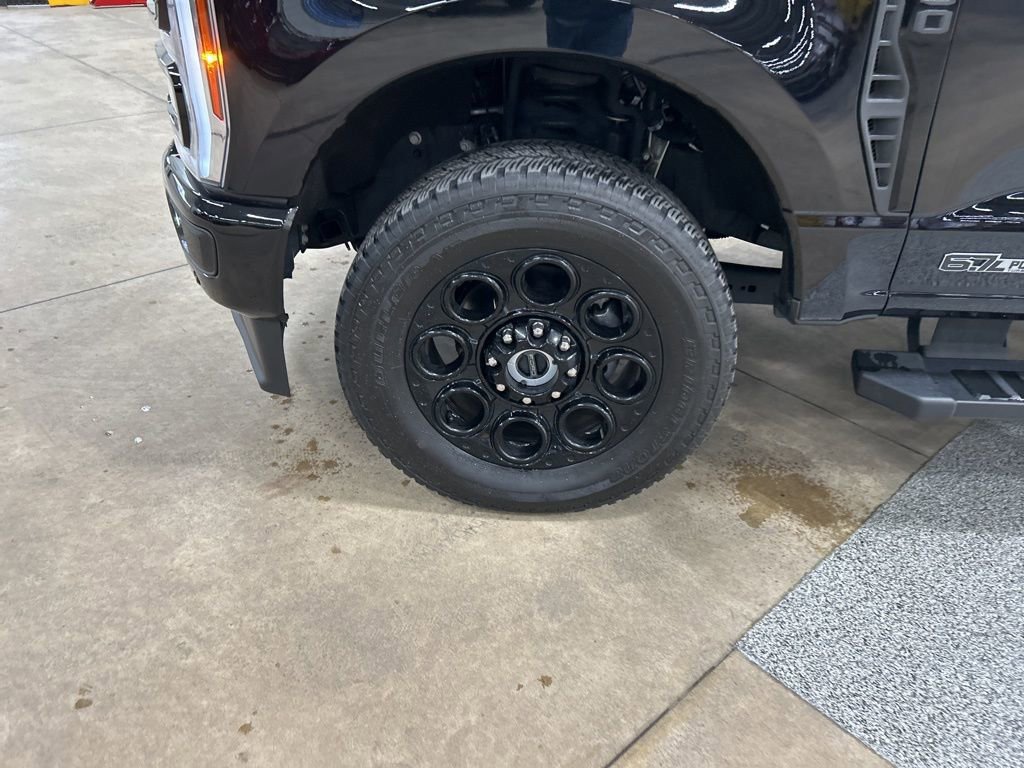 Certified 2024 Ford F250 Lariat w/ Lariat Ultimate Package image 40