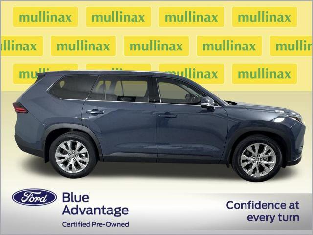 Used 2026 Toyota Grand Highlander FWD image 2