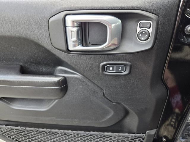Used 2021 Jeep Wrangler Unlimited Sport AWD/4WD image 32