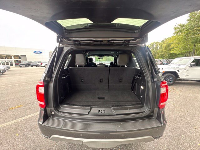 Certified 2019 Ford Expedition XLT w/ Equipment Group 201A AWD/4WD image 10