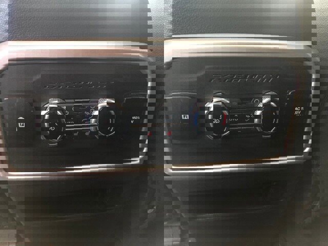 Certified 2022 Ford Expedition Timberline image 9