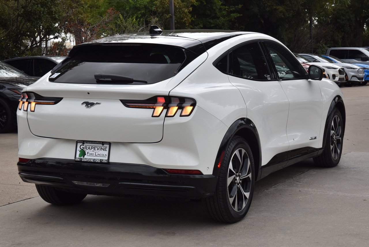 Certified 2023 Ford Mustang Mach-E Premium AWD/4WD image 8
