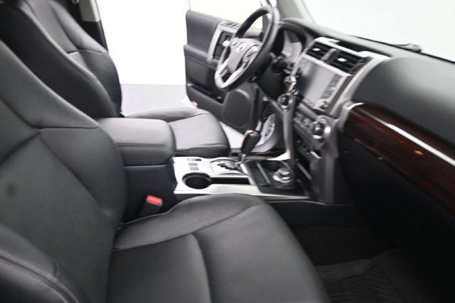 Used 2024 Toyota 4Runner Limited AWD/4WD image 16