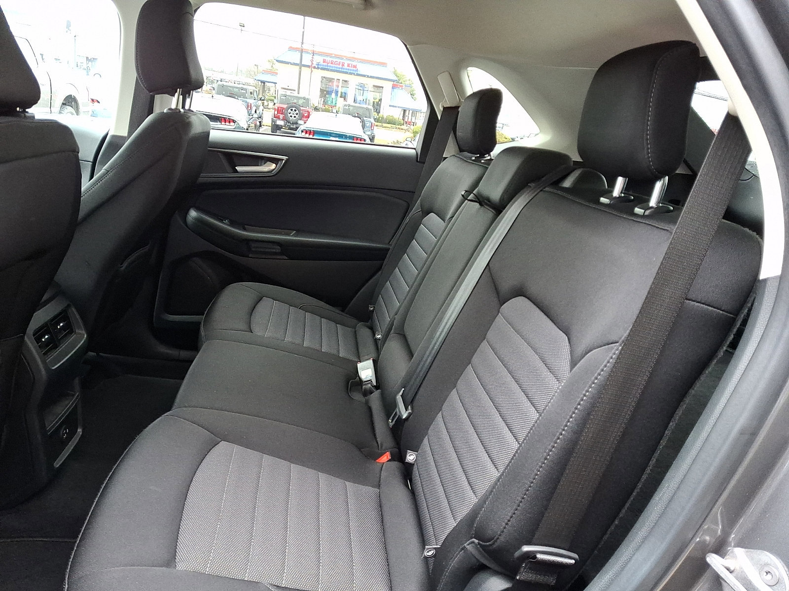 Certified 2022 Ford Edge SE image 11