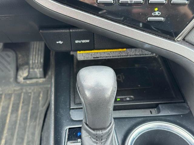 Used 2020 Toyota Camry XSE image 15