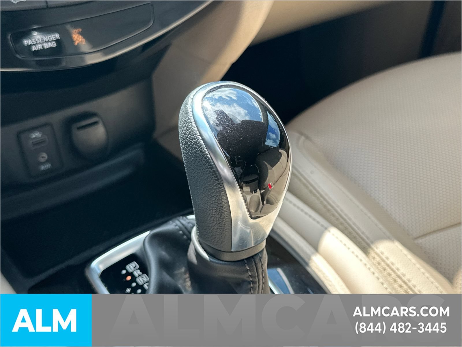 Used 2017 Nissan Rogue SL w/ SL Premium Package FWD image 37