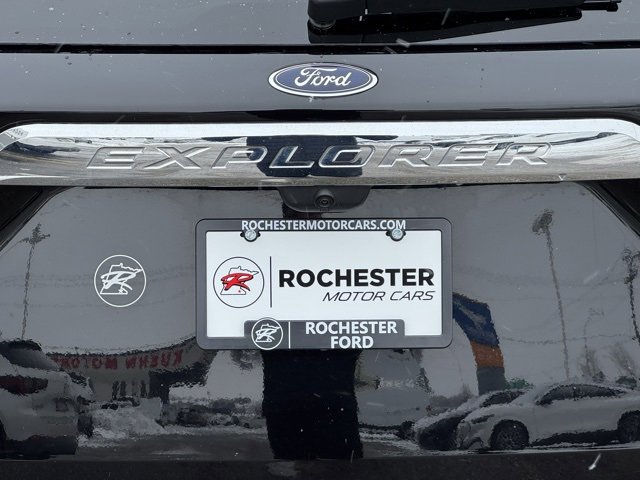 Certified 2023 Ford Explorer XLT w/ Equipment Group 202A image 43