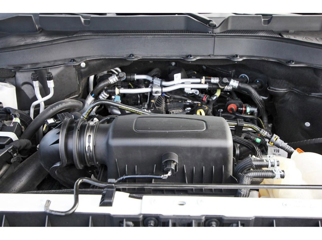 Certified 2022 Ford Explorer XLT w/ Equipment Group 202A image 32