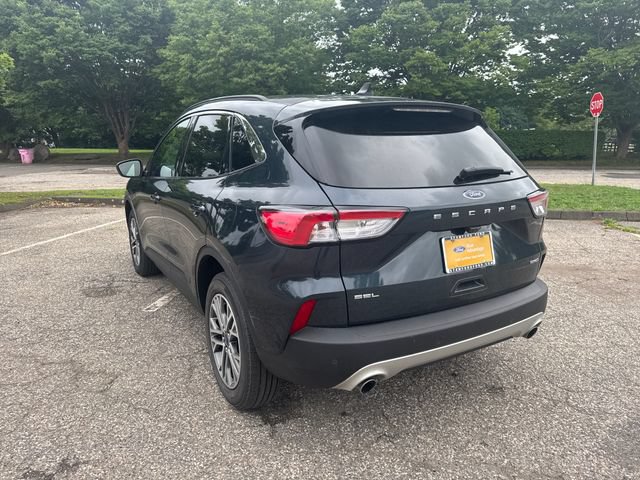 Certified 2022 Ford Escape SEL AWD/4WD image 8