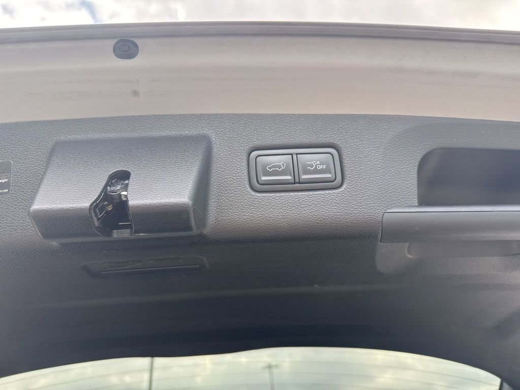 Used 2024 Kia Telluride EX X-Line image 9