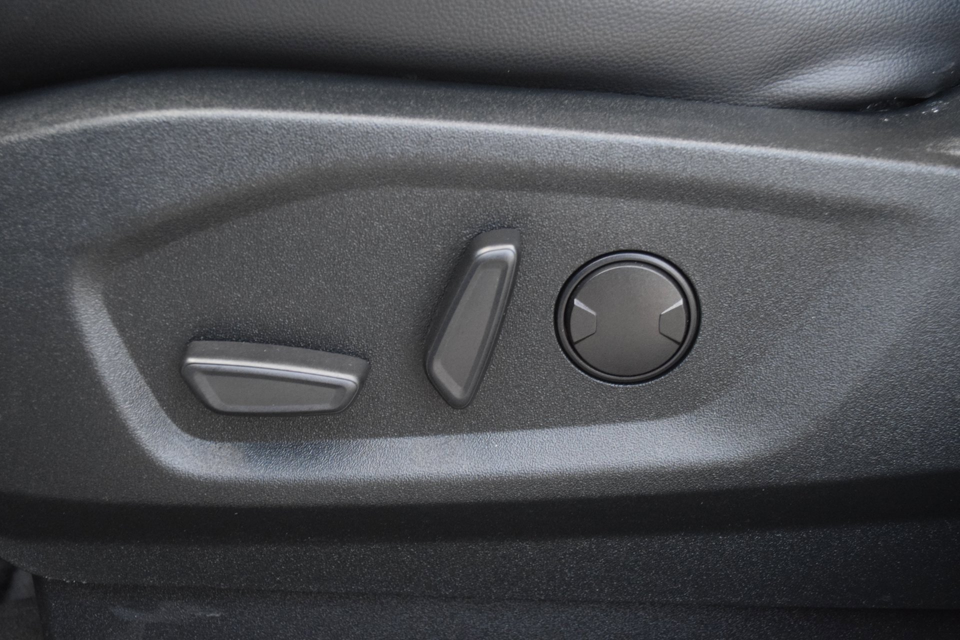 Certified 2022 Ford Edge SEL w/ Convenience Package image 17