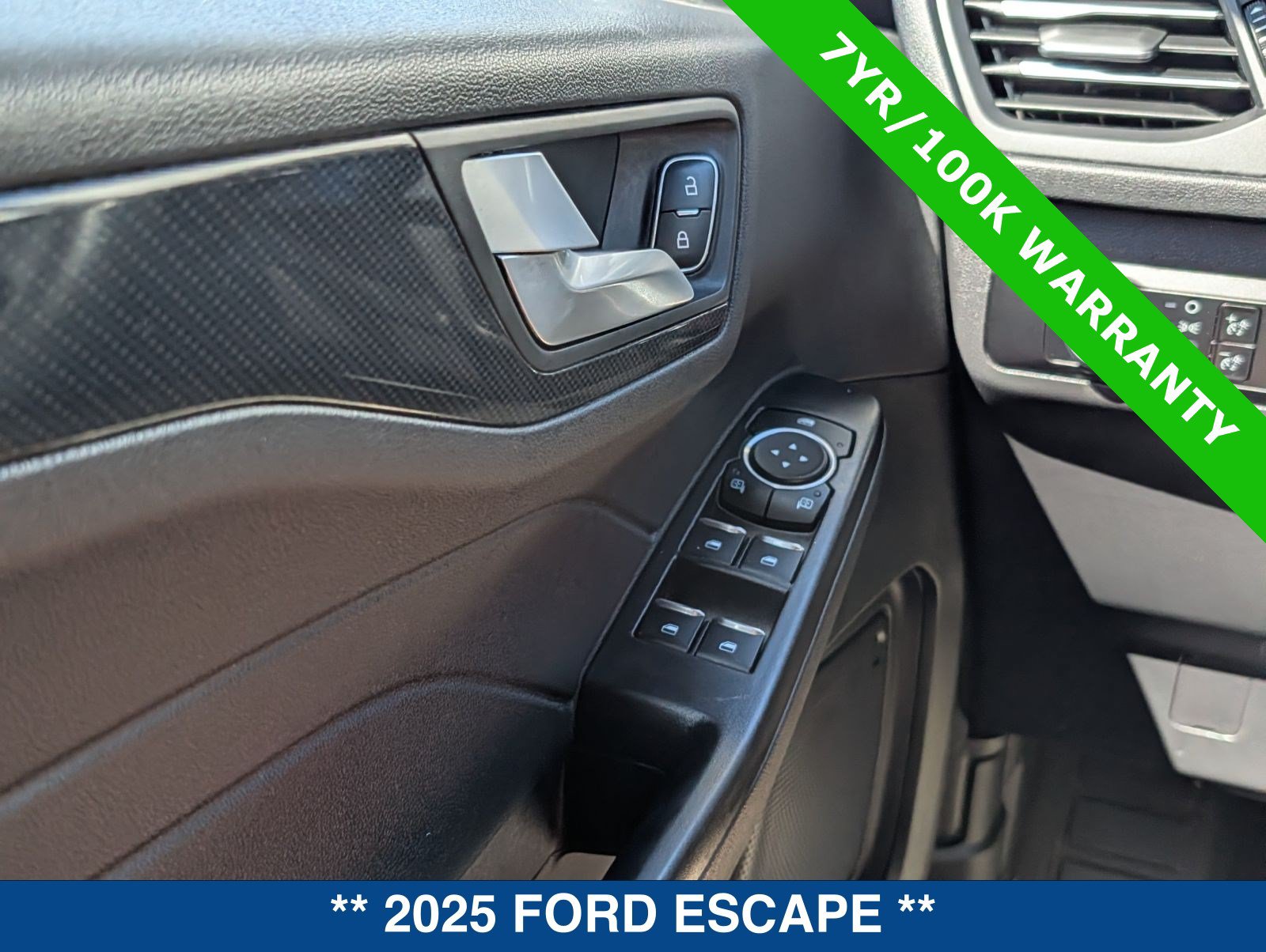 Certified 2025 Ford Escape ST-Line FWD image 24