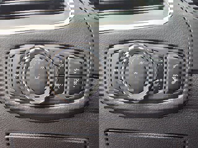 Certified 2024 Ford Edge SEL w/ Convenience Package image 20