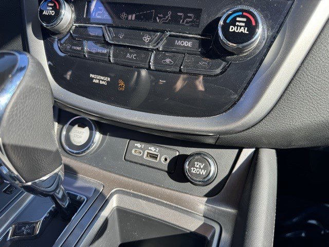 Used 2023 Nissan Murano SV w/ SV Midnight Edition Package image 20