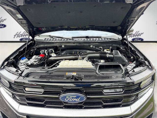 Certified 2025 Ford Expedition Platinum AWD/4WD image 35