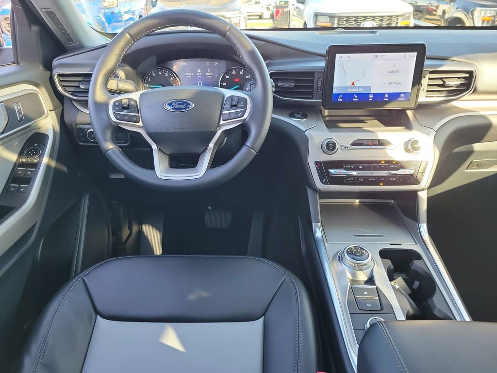 Certified 2022 Ford Explorer XLT w/ Equipment Group 202A image 12