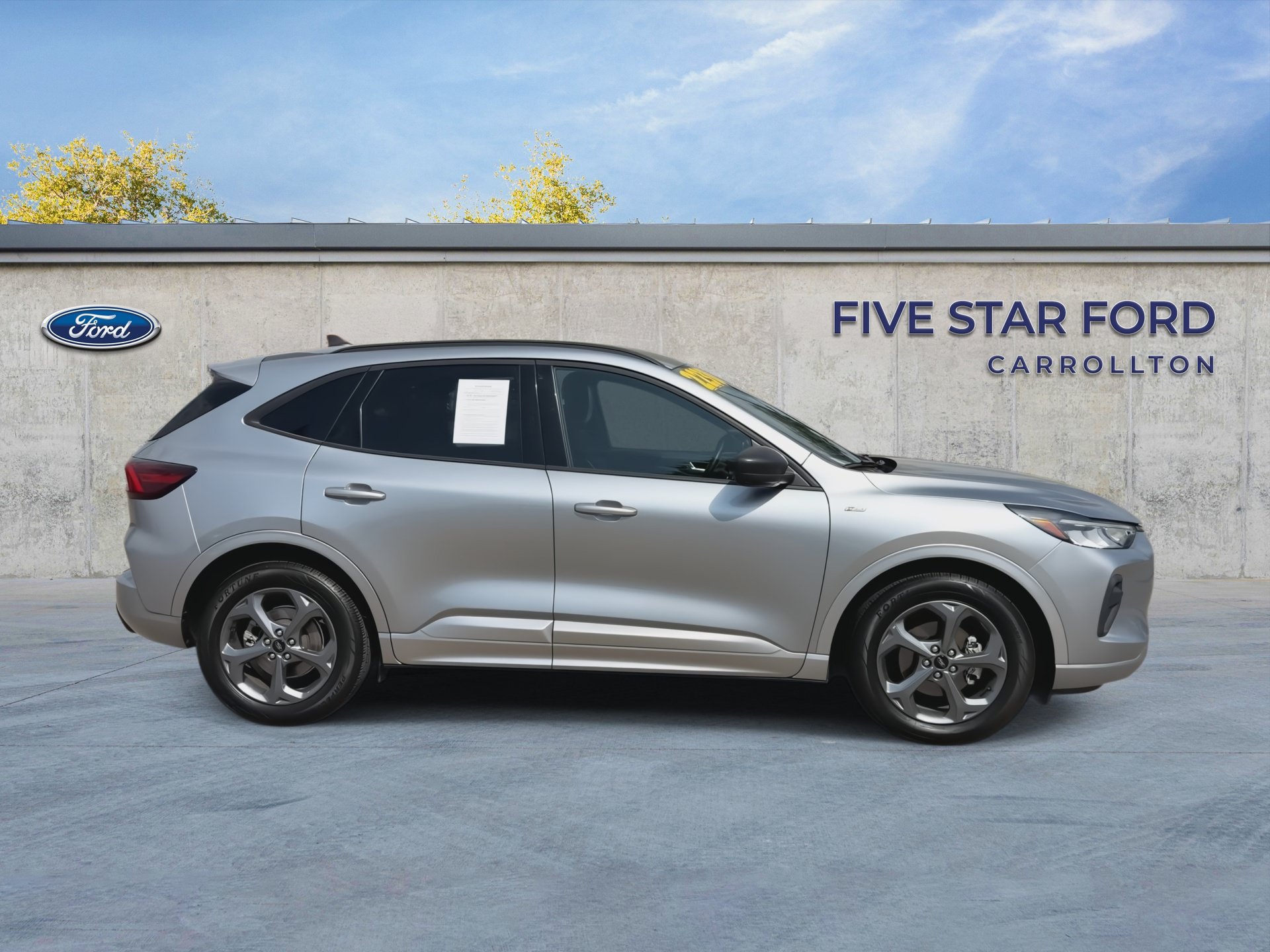 Certified 2024 Ford Escape ST-Line FWD image 9