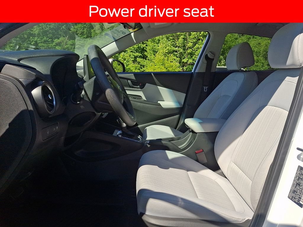 Used 2023 Hyundai Kona SEL w/ Winter Weather Package AWD/4WD image 13