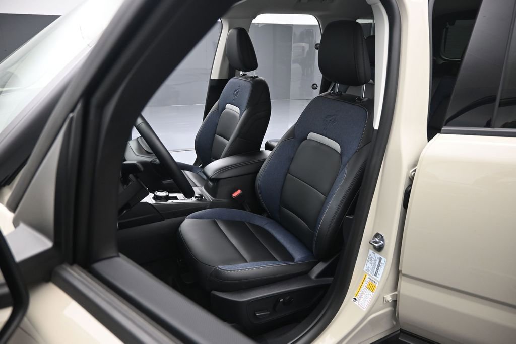 Certified 2025 Ford Bronco Sport Outer Banks w/ Outer Banks Tech Package+ AWD/4WD image 9