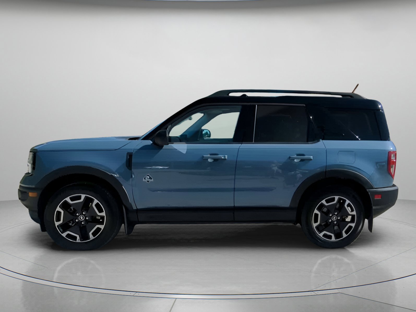 Certified 2024 Ford Bronco Sport Outer Banks w/ Tech Package image 8