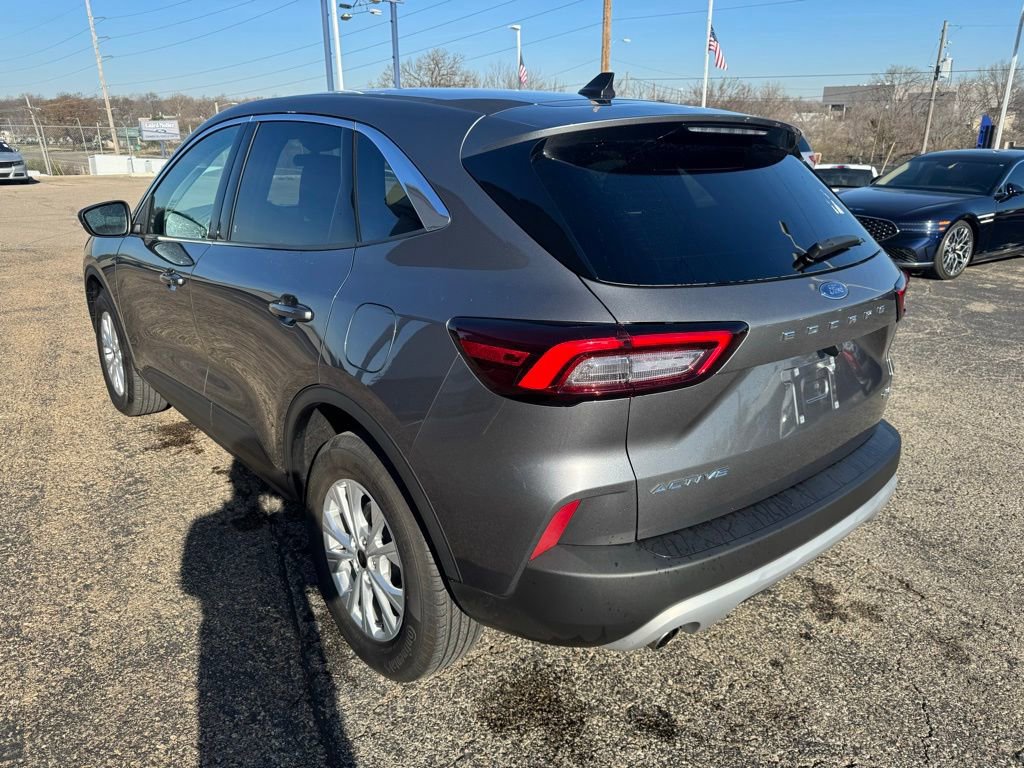 Certified 2023 Ford Escape Active image 2