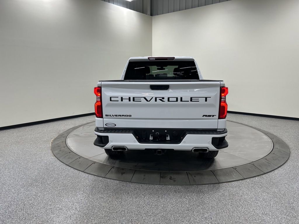 Used 2022 Chevrolet Silverado 1500 RST w/ Safety Package image 7