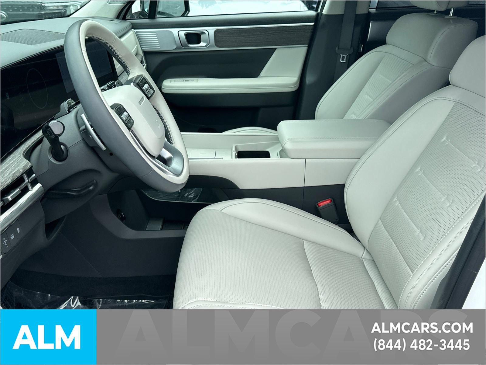 Used 2025 Hyundai Santa Fe Calligraphy FWD image 10