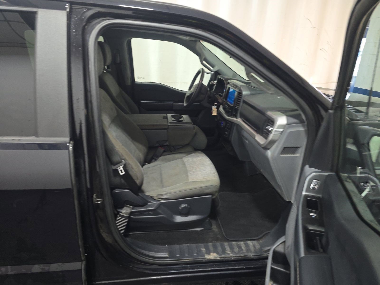 Certified 2022 Ford F150 XLT w/ Trailer Tow Package image 8