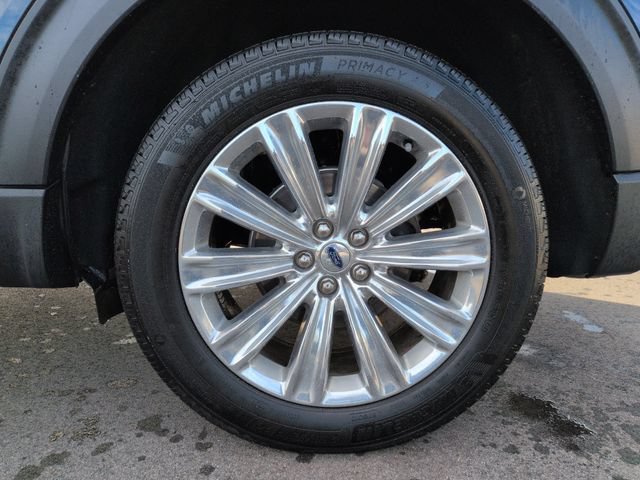 Certified 2023 Ford Explorer Limited w/ Equipment Group 301A AWD/4WD image 11