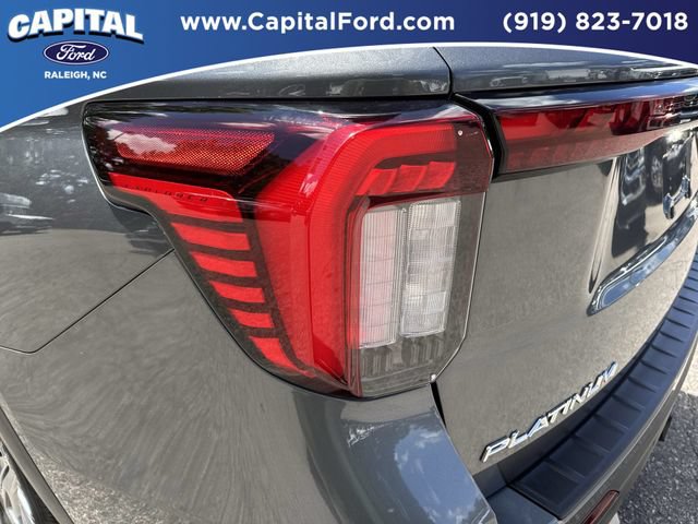 Certified 2025 Ford Explorer Platinum RWD image 15