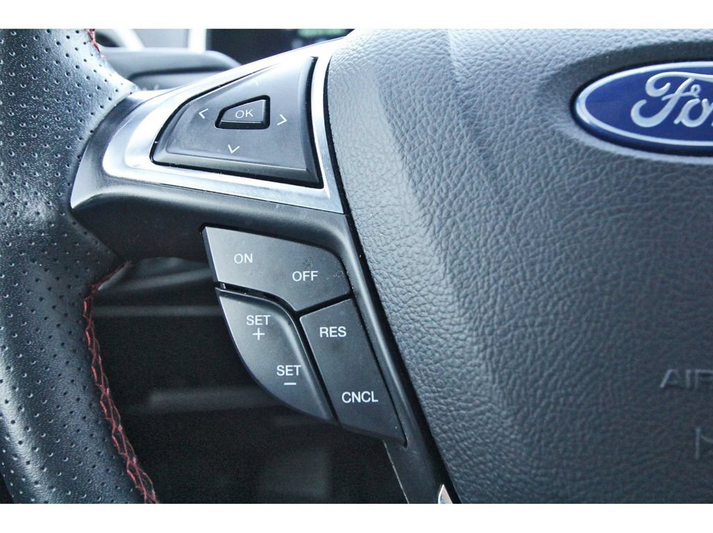 Certified 2021 Ford Edge ST-Line FWD image 18