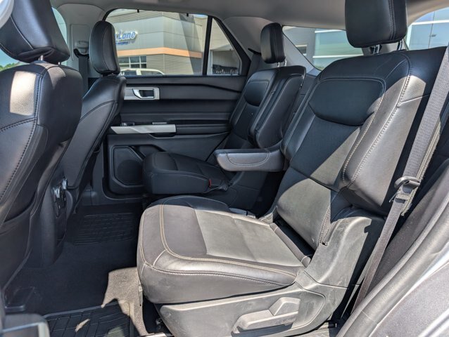 Certified 2021 Ford Explorer Limited w/ Equipment Group 301A RWD image 26