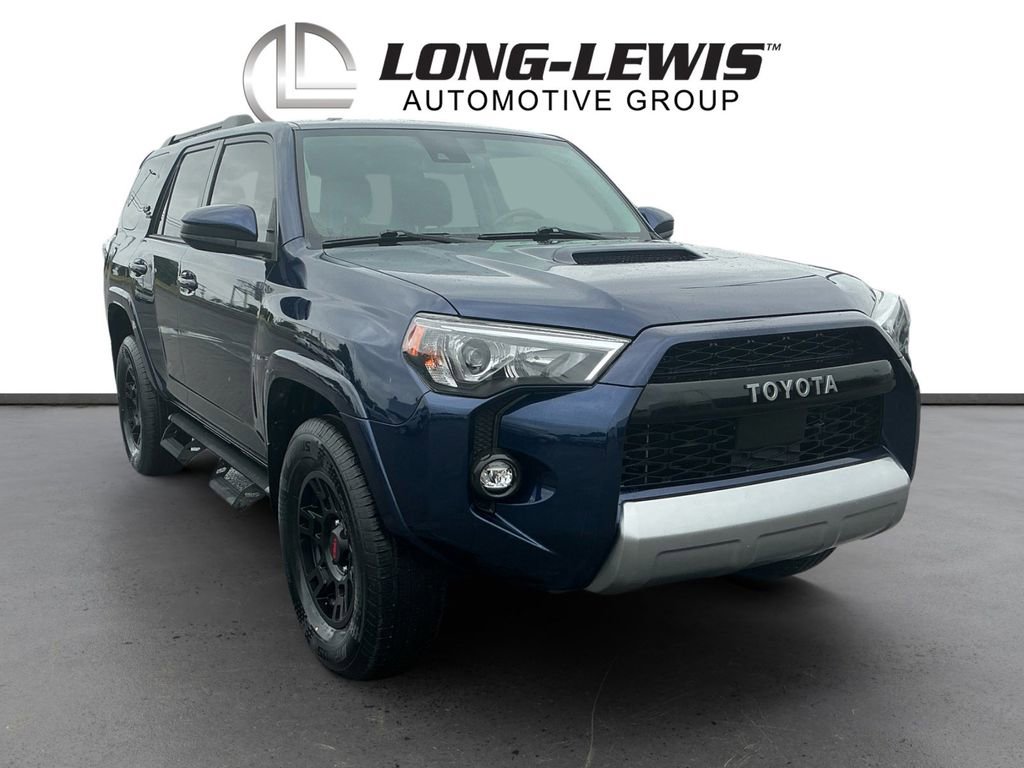 Used 2022 Toyota 4Runner TRD Off-Road AWD/4WD image 10