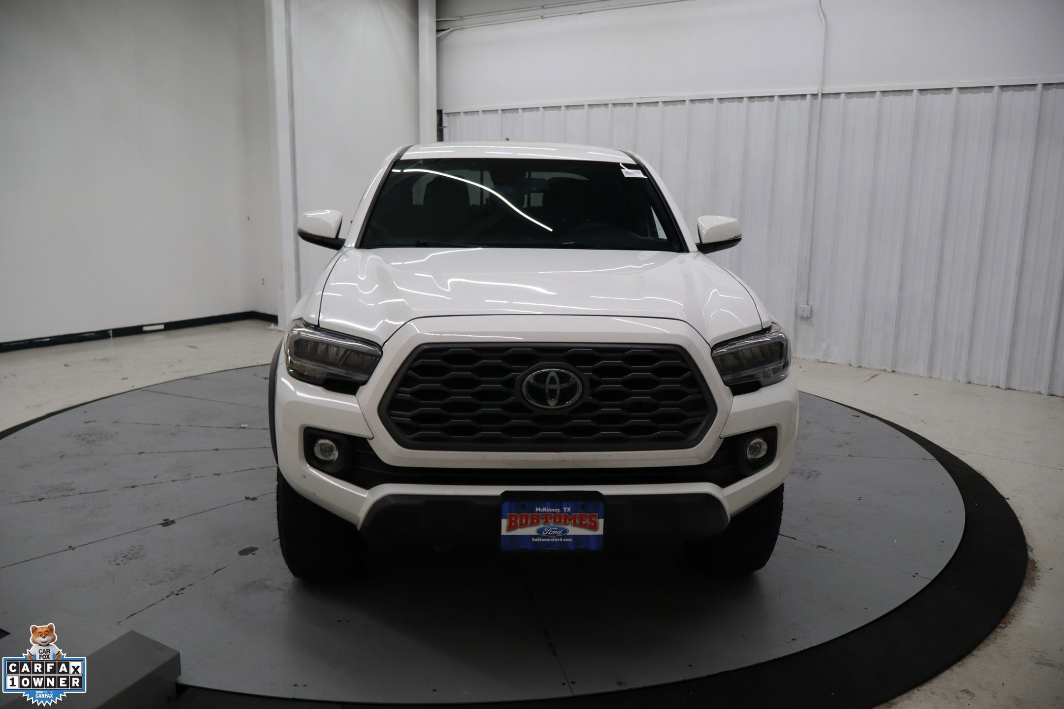 Used 2023 Toyota Tacoma TRD Off-Road w/ Technology Package image 13