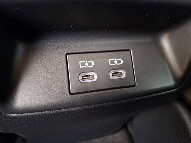 Used 2023 Toyota Corolla LE w/ Carpet Mat Package (TMS) FWD image 9