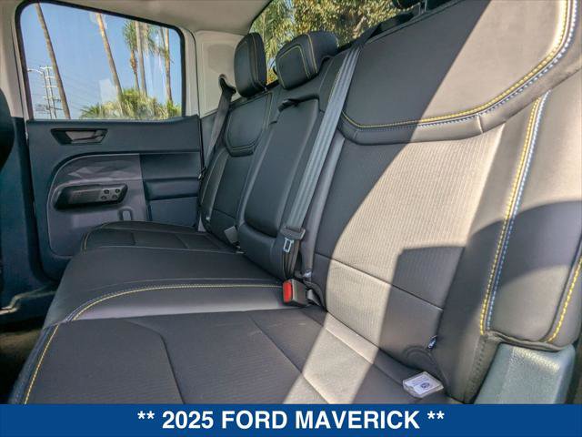 Certified 2025 Ford Maverick Lobo AWD/4WD image 21