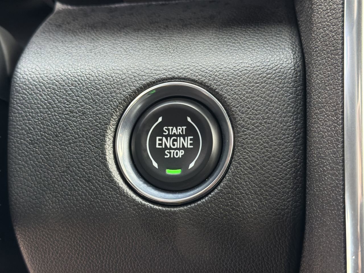 Used 2026 GMC Acadia Denali Ultimate AWD/4WD image 33