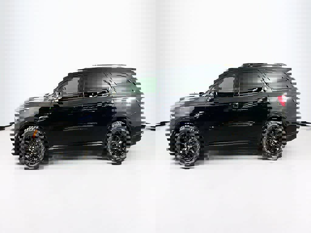 Used 2025 Dodge Durango R/T image 2