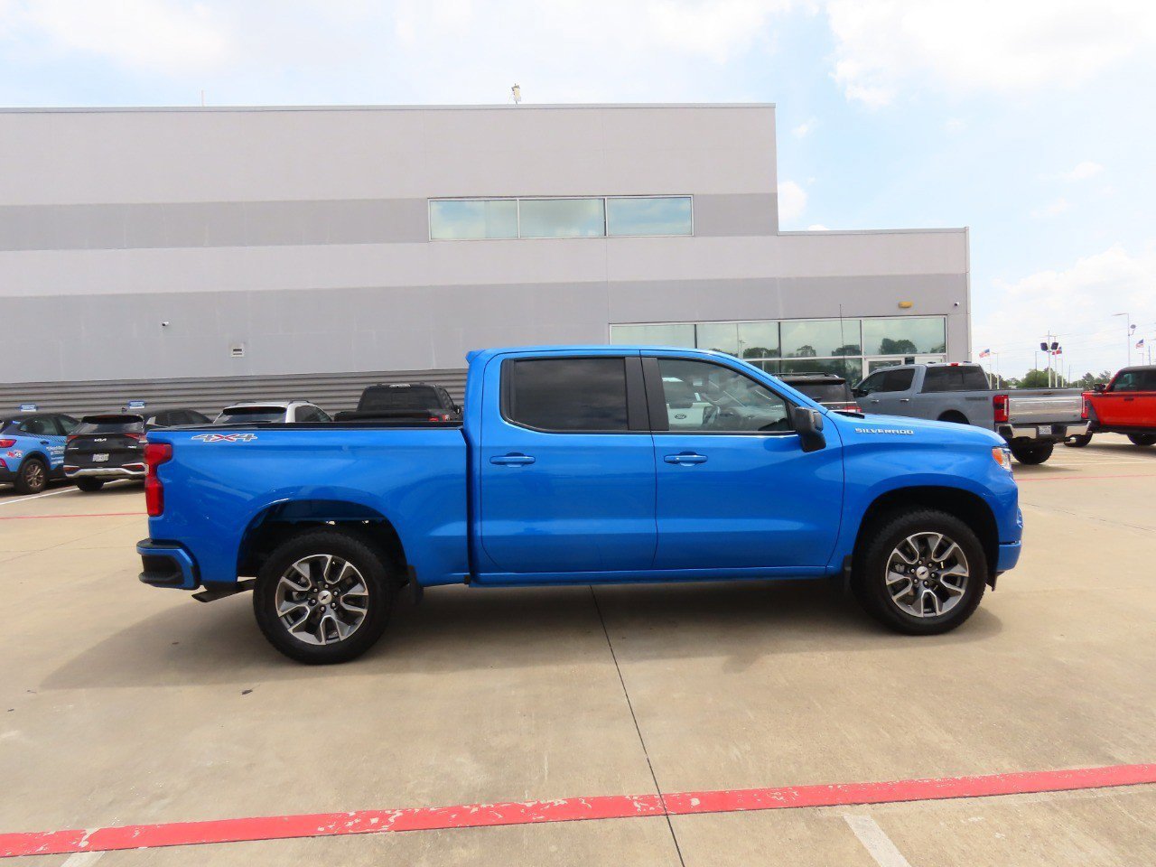 Used 2025 Chevrolet Silverado 1500 RST image 6