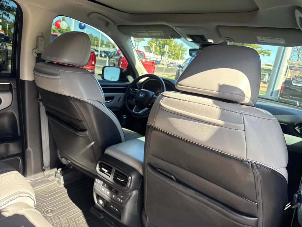 Used 2024 Honda Pilot Elite image 28