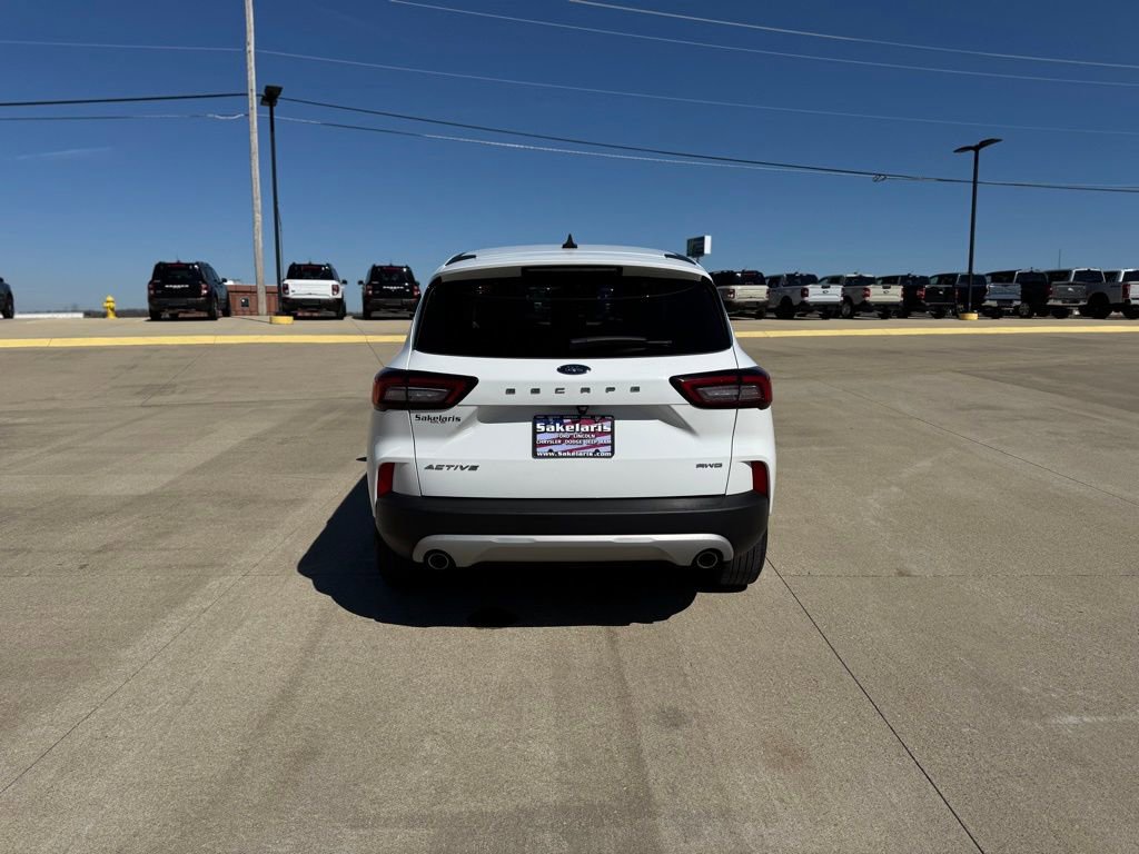 Certified 2025 Ford Escape Active AWD/4WD image 6