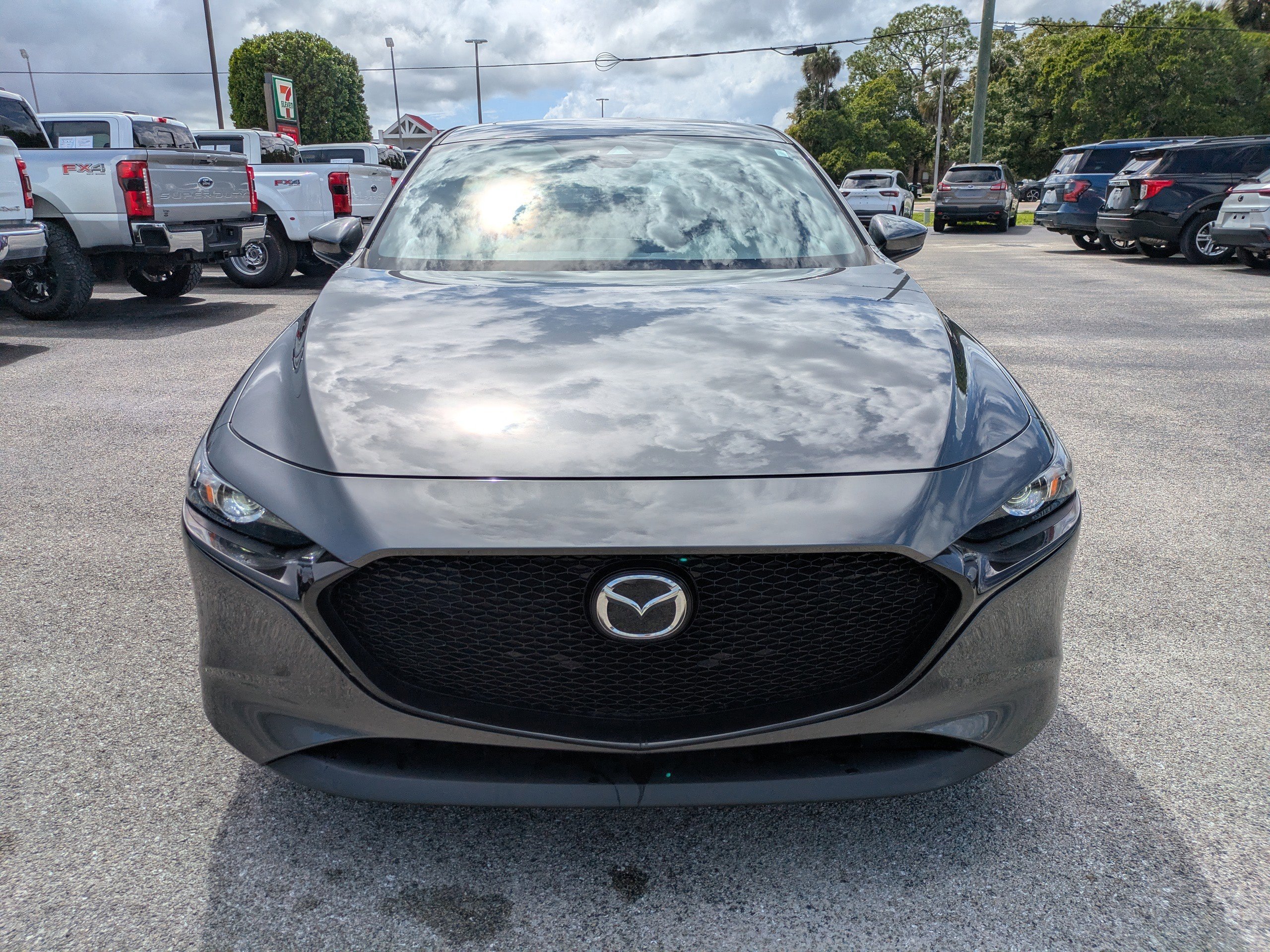 Used 2022 MAZDA MAZDA3 s image 9