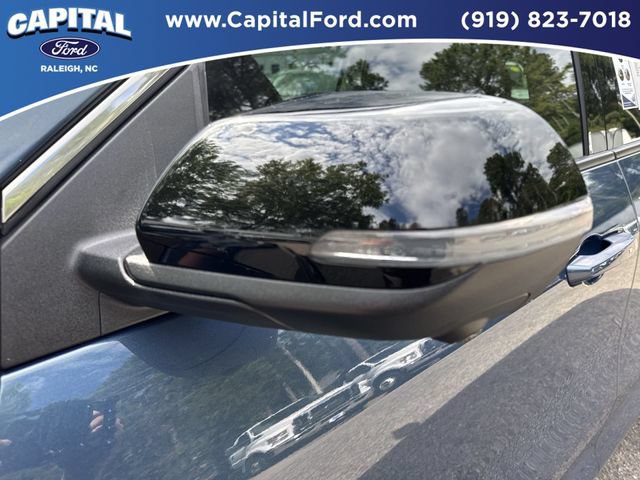 Used 2026 Chevrolet Traverse LT w/ Driver Confidence Package FWD image 12