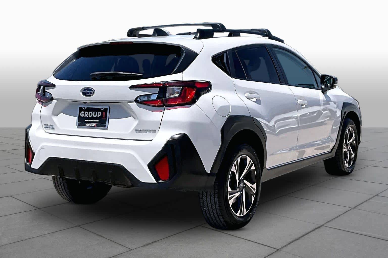 Used 2024 Subaru Crosstrek 2.0i Premium w/ Crosstrek Mirror Package AWD/4WD image 12