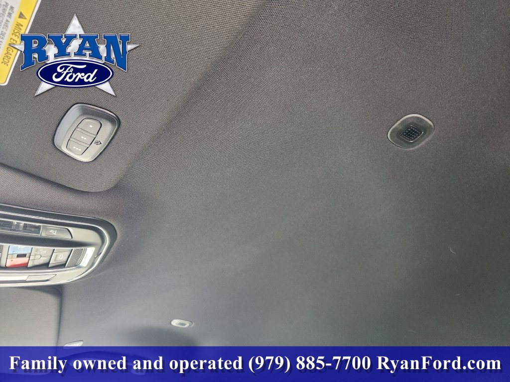 Used 2024 Jeep Wagoneer Series II w/ Flexible Seating Group RWD image 18