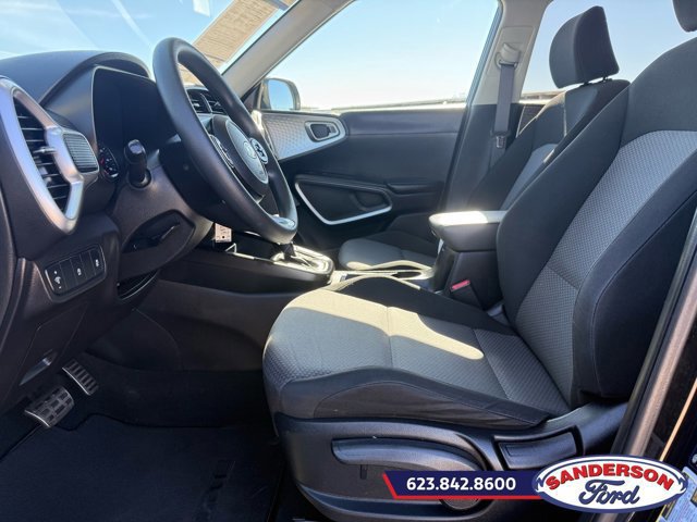 Used 2021 Kia Soul LX image 15