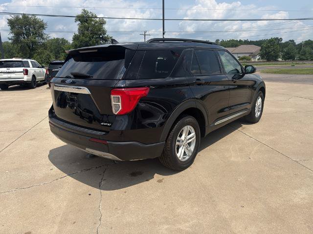 Certified 2023 Ford Explorer XLT w/ Equipment Group 202A AWD/4WD image 6
